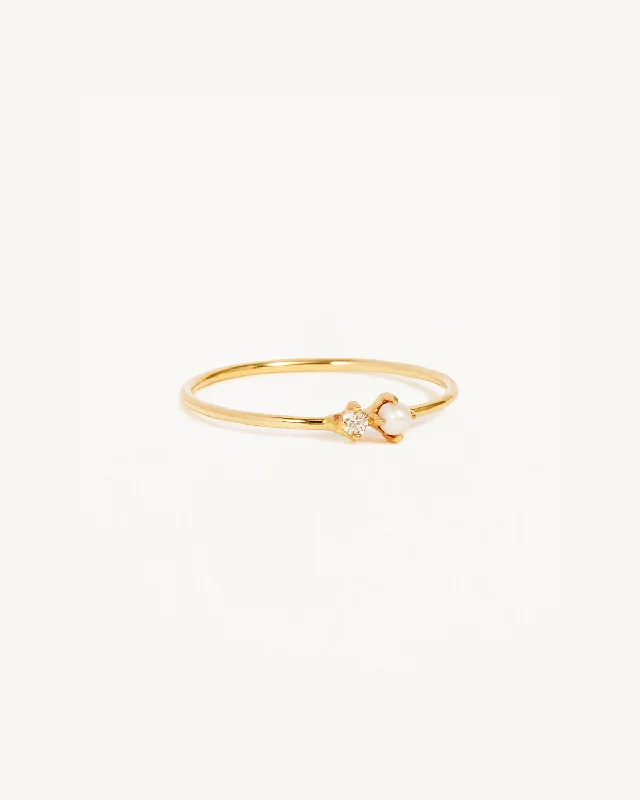 Once-A-Year Jewelry Deals – Shop Before They’Re Gone 14k Solid Gold Light of the Moon Diamond Ring Once-A-Year Jewelry Deals – Shop Before They’Re Gone 14k Solid Gold Light of the Moon Diamond Ring