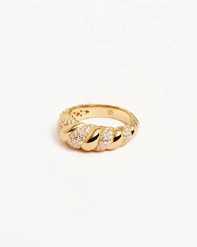 Shop Dazzling Jewelry With Special Promotional Discounts 18k Gold Vermeil Stardust Soul Ring Shop Dazzling Jewelry With Special Promotional Discounts 18k Gold Vermeil Stardust Soul Ring
