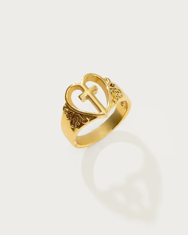 Shop Modern Jewelry Collections With Exclusive Discounts Creda Heart Cross Ring