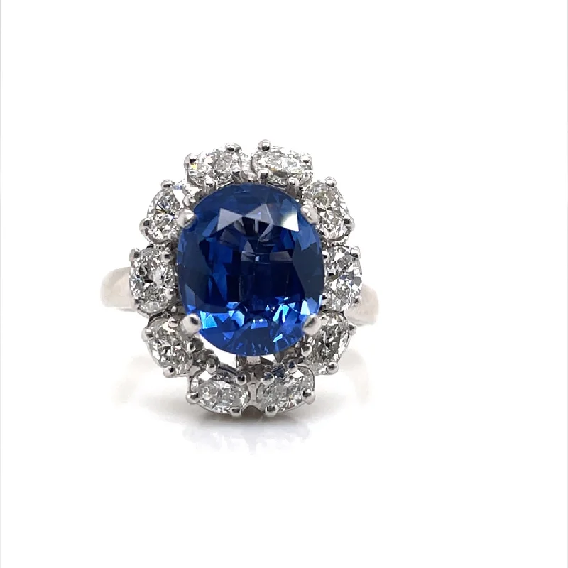 Luxury Jewelry Sale – Elegant Styles At Unbeatable Prices Estate Sapphire and Diamonds Princess Di Fashion Ring in Platinum (5.62ctw) Luxury Jewelry Sale – Elegant Styles At Unbeatable Prices Estate Sapphire and Diamonds Princess Di Fashion Ring in Platinum (5.62ctw)