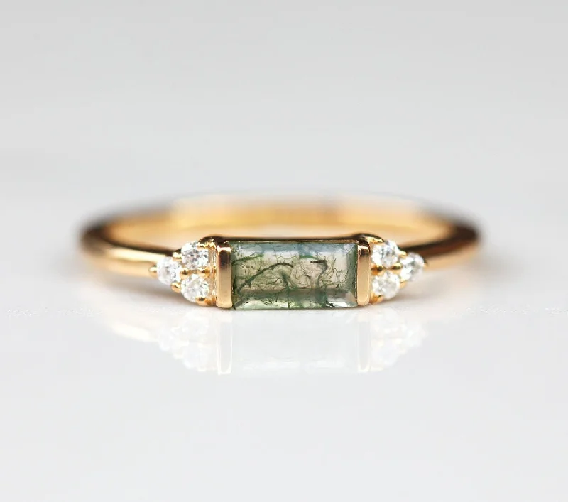 Stunning Statement Jewelry, Unbeatable Discounts Taylor Moss Agate Baguette And Diamond Ring Stunning Statement Jewelry, Unbeatable Discounts Taylor Moss Agate Baguette And Diamond Ring
