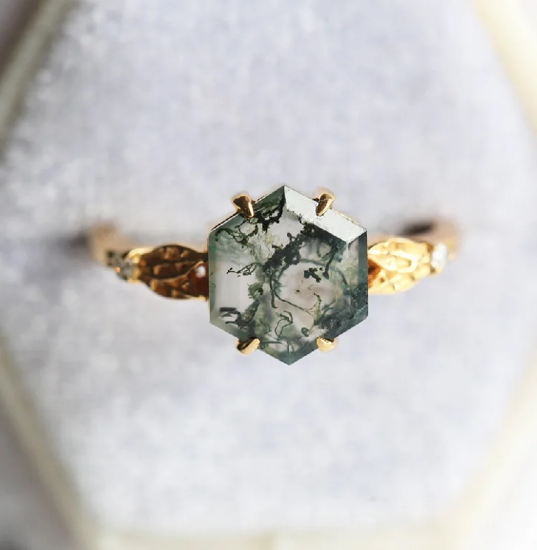 Luxury Jewelry At Unbeatable Discounts Alyssa Moss Agate Ring
