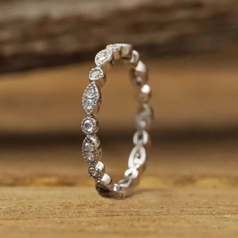 The Perfect Accessory For Less – Jewelry Sale Live The Vintage Stacking Band