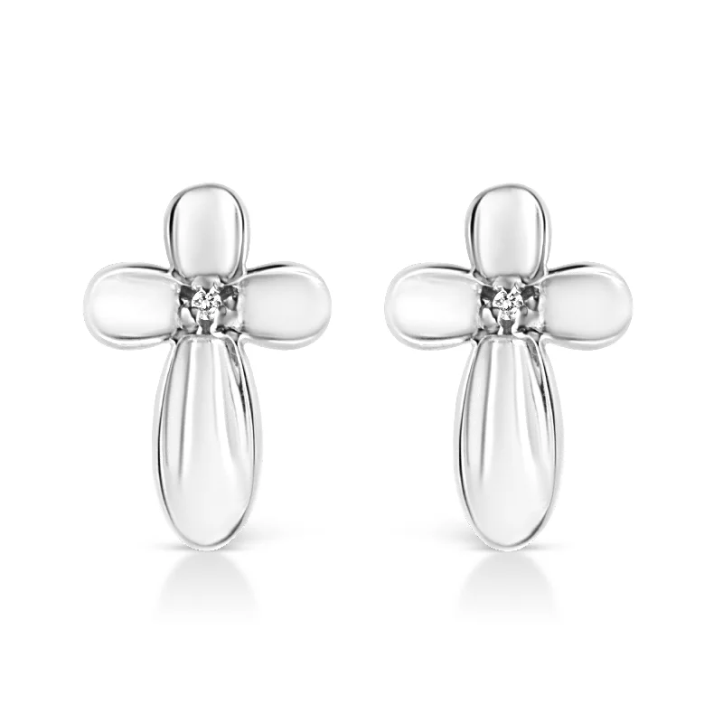 Unlock Unbeatable Jewelry Deals Before They’Re Gone .925 Sterling Silver Prong Set Diamond Accent Floral Cross Stud Earring Unlock Unbeatable Jewelry Deals Before They’Re Gone .925 Sterling Silver Prong Set Diamond Accent Floral Cross Stud Earring