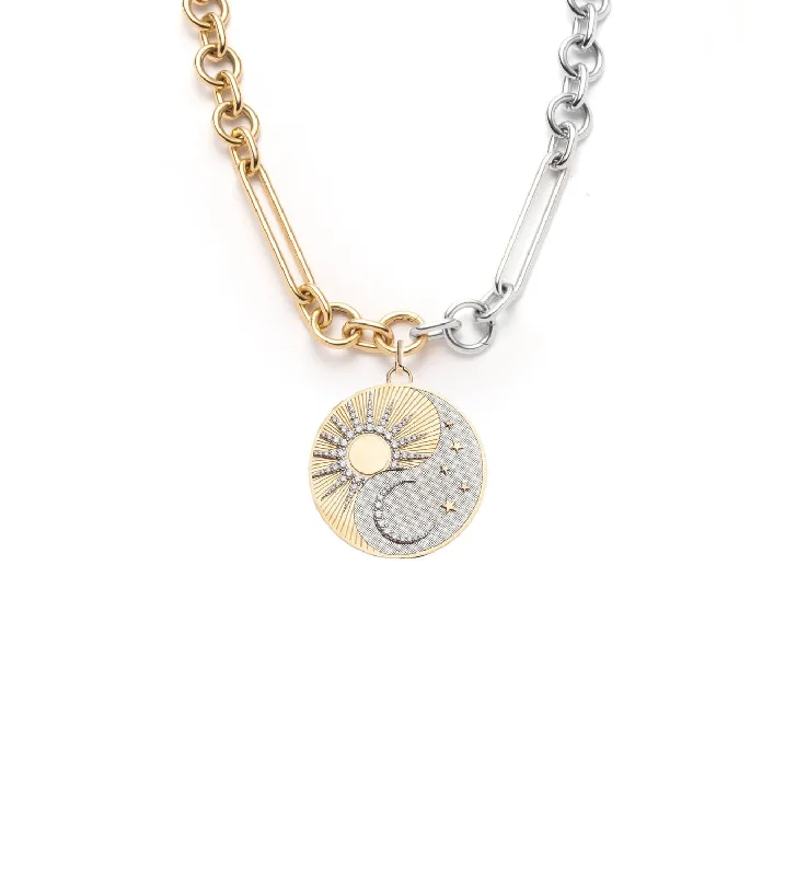 Your Perfect Accessory Now At The Best Price Balance : Oversized Mixed Clip Chain Necklace Mixed Gold Your Perfect Accessory Now At The Best Price Balance : Oversized Mixed Clip Chain Necklace Mixed Gold