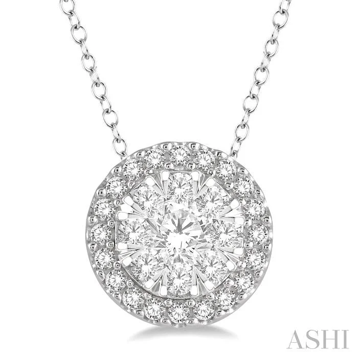 Shop Signature Jewelry Styles At Exclusive Prices ROUND SHAPE HALO LOVEBRIGHT ESSENTIAL DIAMOND PENDANT Shop Signature Jewelry Styles At Exclusive Prices ROUND SHAPE HALO LOVEBRIGHT ESSENTIAL DIAMOND PENDANT