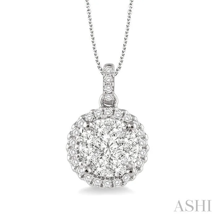 Your Perfect Accessory Now At The Best Price ROUND SHAPE HALO LOVEBRIGHT ESSENTIAL DIAMOND PENDANT Your Perfect Accessory Now At The Best Price ROUND SHAPE HALO LOVEBRIGHT ESSENTIAL DIAMOND PENDANT