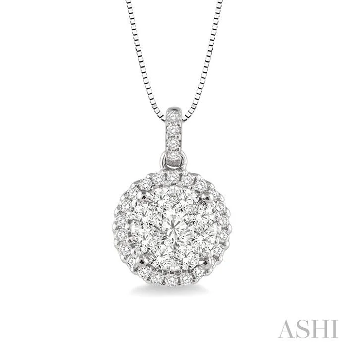 Unmissable Deals On Handmade Jewelry Collections ROUND SHAPE HALO LOVEBRIGHT ESSENTIAL DIAMOND PENDANT Unmissable Deals On Handmade Jewelry Collections ROUND SHAPE HALO LOVEBRIGHT ESSENTIAL DIAMOND PENDANT