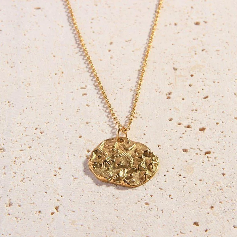 The Biggest Jewelry Sale Of The Year Is Here Albia Necklace