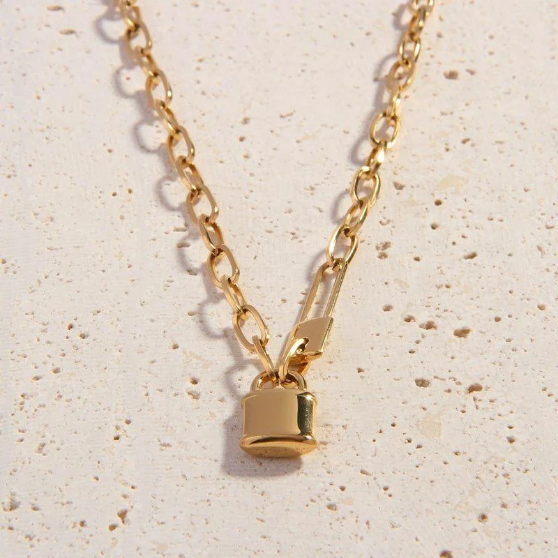 Your Perfect Accessory Now At The Best Price Lulu Necklace