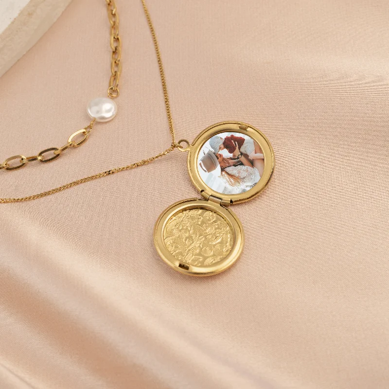 Personalized Jewelry Sale – Meaningful Gifts At Great Prices Photo Locket and Pearl Necklace Set Personalized Jewelry Sale – Meaningful Gifts At Great Prices Photo Locket and Pearl Necklace Set