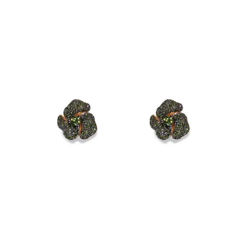 Must-Have Jewelry Pieces At Reduced Prices Bloom Mini Flower Green Diamond Earrings in Yellow Gold Must-Have Jewelry Pieces At Reduced Prices Bloom Mini Flower Green Diamond Earrings in Yellow Gold