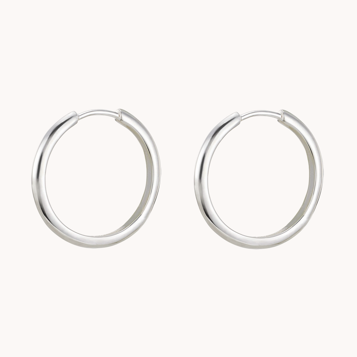 Affordable Glamour – Premium Jewelry At Special Prices dagger large hoop silver