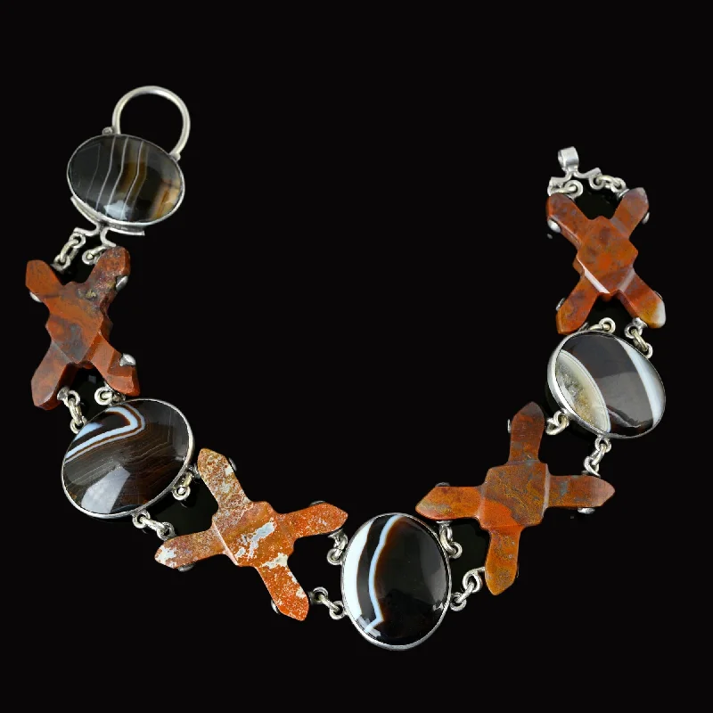 Elegant Jewelry, Exclusive Prices – Shop Now Antique Padlock Scottish Banded Agate Bracelet Elegant Jewelry, Exclusive Prices – Shop Now Antique Padlock Scottish Banded Agate Bracelet