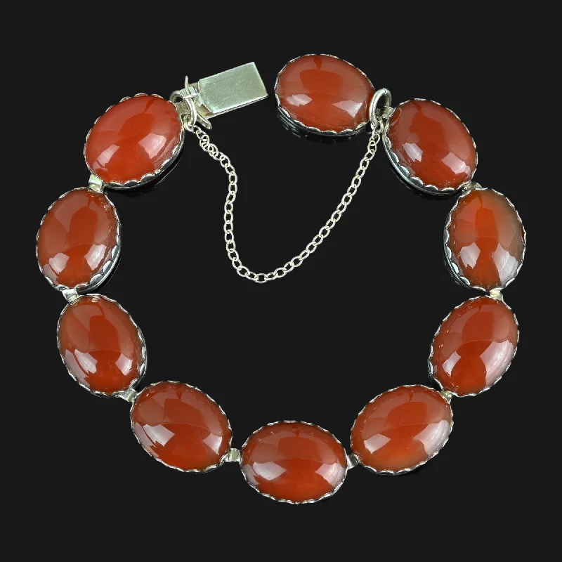 Eco-Friendly Sustainable Jewelry For Conscious Buyers Vintage Arts & Crafts Style Silver Carnelian Bracelet Eco-Friendly Sustainable Jewelry For Conscious Buyers Vintage Arts & Crafts Style Silver Carnelian Bracelet