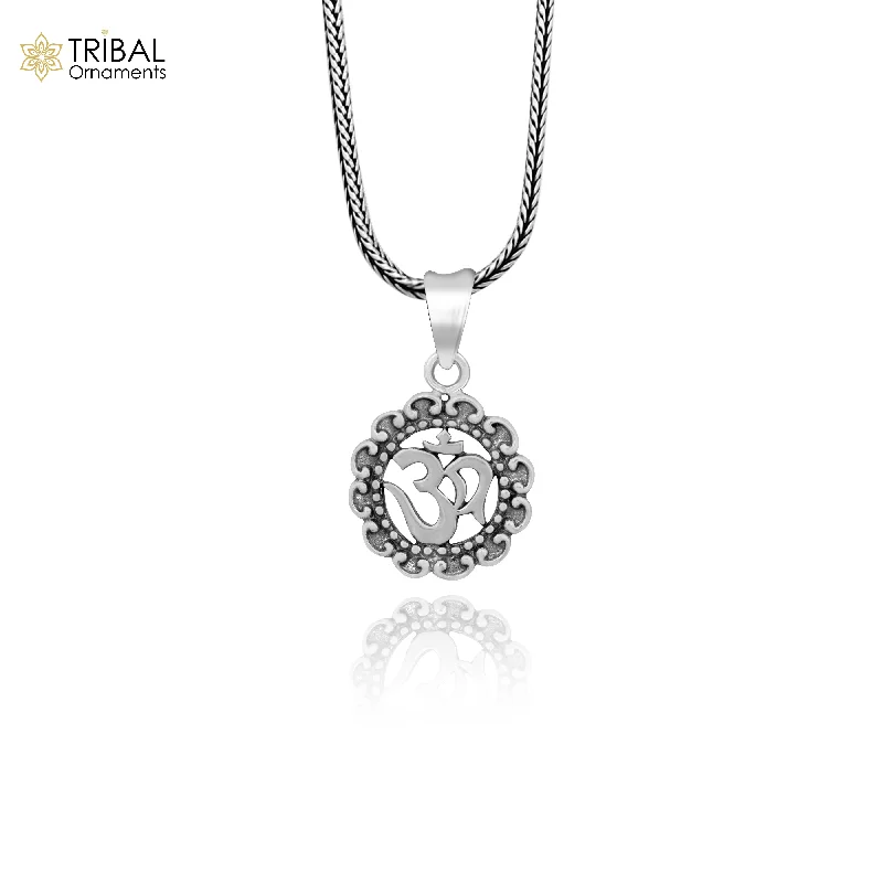Grab Your Favorite Jewelry At The Lowest Prices 925 pure silver divine mantra AUM OR OM pendant best gifting pendant, wheat chain necklace locket best delicate unisex jewelry nsp740 Grab Your Favorite Jewelry At The Lowest Prices 925 pure silver divine mantra AUM OR OM pendant best gifting pendant, wheat chain necklace locket best delicate unisex jewelry nsp740