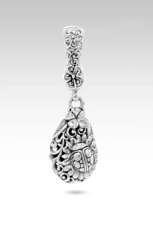Elegant Jewelry, Exclusive Prices – Shop Now Good Luck Pendant™ in Frangipani