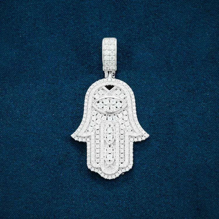 Affordable Gold-Plated Jewelry For Modern Fashion Moissanite Halo Hamsa Hand Pendant 14K Gold Affordable Gold-Plated Jewelry For Modern Fashion Moissanite Halo Hamsa Hand Pendant 14K Gold