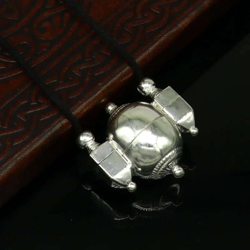 The Perfect Accessory For Less – Jewelry Sale Live Sterling silver stylish vintage antique designer Idol shiva lingam box pendant, casket box pendant for shiva lingam, ethnic inidia sa11 The Perfect Accessory For Less – Jewelry Sale Live Sterling silver stylish vintage antique designer Idol shiva lingam box pendant, casket box pendant for shiva lingam, ethnic inidia sa11