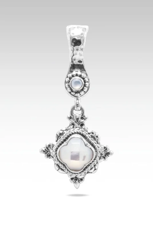 Clearance Sale On High-End Jewelry Collections Unity Pendant™ in White Mother of Pearl Clearance Sale On High-End Jewelry Collections Unity Pendant™ in White Mother of Pearl