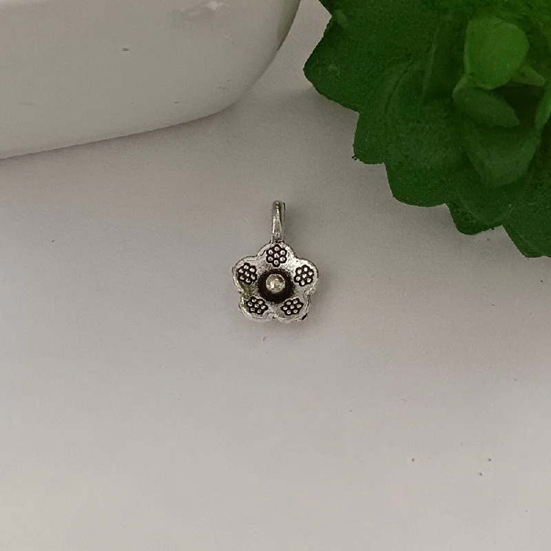 Flash Jewelry Sale – Get Stunning Pieces At Low Prices Kriaa Silver Oxidised Charms Pendants DIY for Necklace Bracelet Jewelry Making and Crafting 1 Kg Pack Flash Jewelry Sale – Get Stunning Pieces At Low Prices Kriaa Silver Oxidised Charms Pendants DIY for Necklace Bracelet Jewelry Making and Crafting 1 Kg Pack